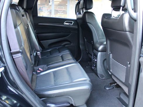 Used 2021 Jeep Grand Cherokee Limited w/ Luxury Group II image 18