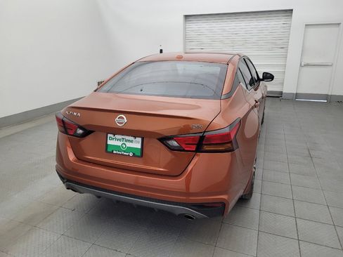 Used 2020 Nissan Altima 2.5 SR w/ Premium Package image 7