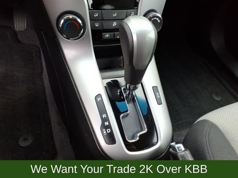 Used 2012 Chevrolet Cruze LS FWD image 21