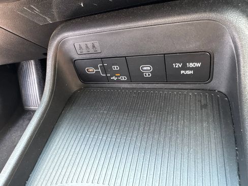 Used 2024 Hyundai Kona SEL AWD/4WD image 19