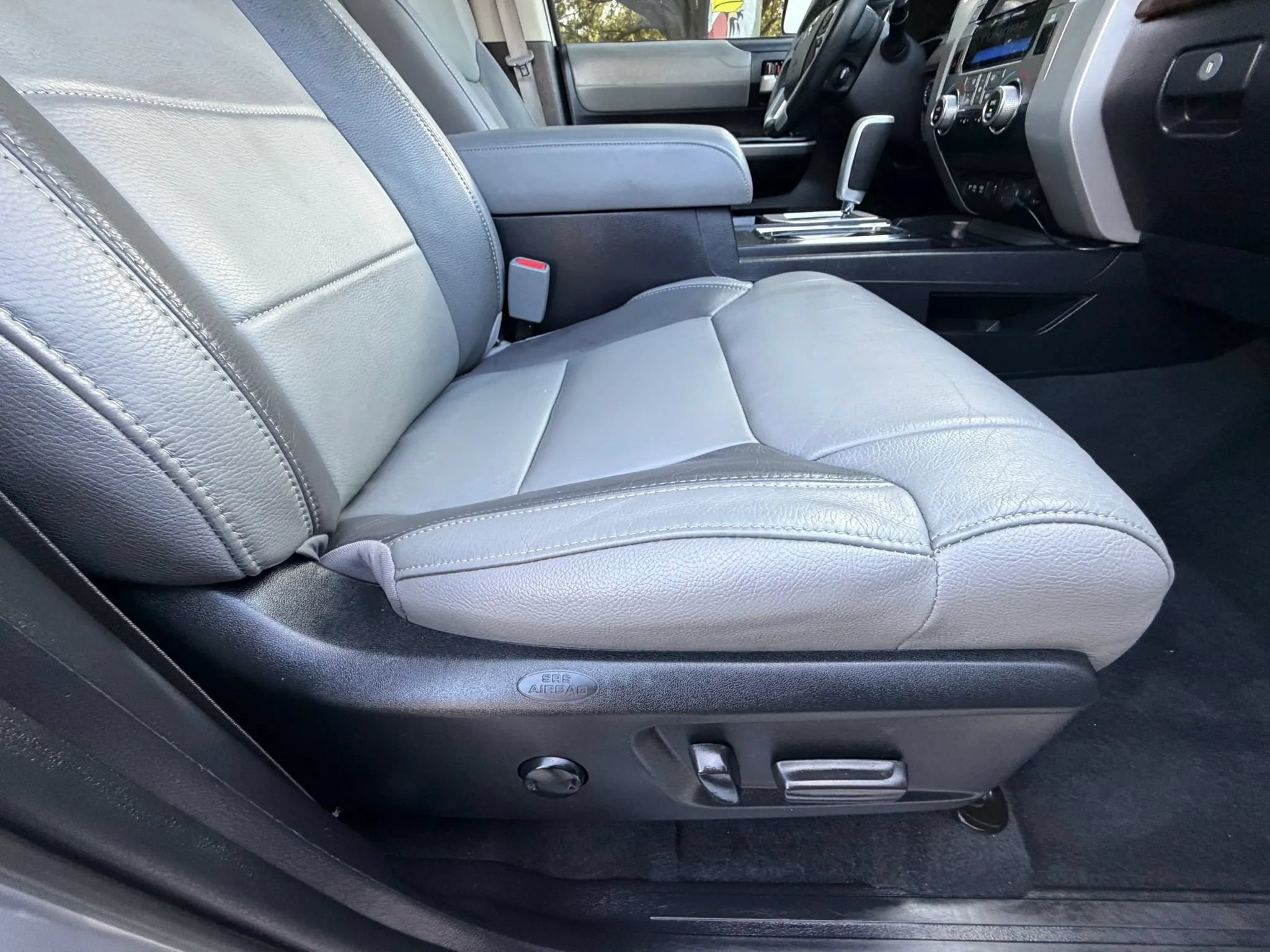 Used 2021 Toyota Tundra Limited RWD image 16