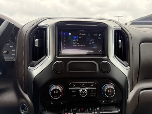 Used 2019 Chevrolet Silverado 1500 LT w/ Texas Edition RWD image 25