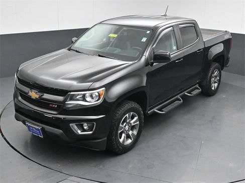 Used 2017 Chevrolet Colorado Z71 image 47