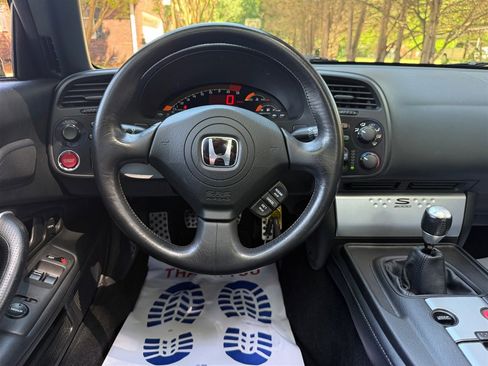 Used 2005 Honda S2000 image 56