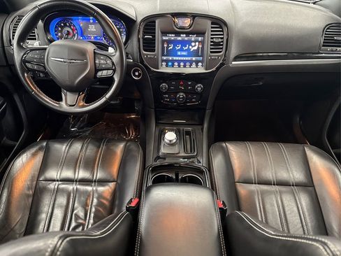 Used 2022 Chrysler 300 S image 21