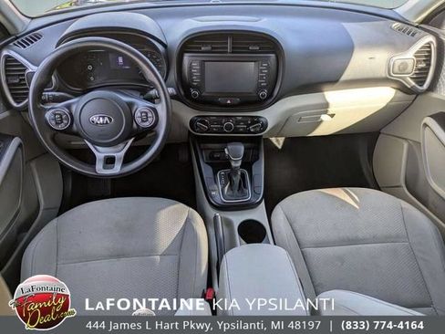 Used 2020 Kia Soul LX FWD image 26