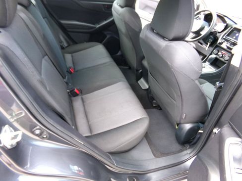 Used 2018 Subaru Impreza 2.0i AWD/4WD image 19