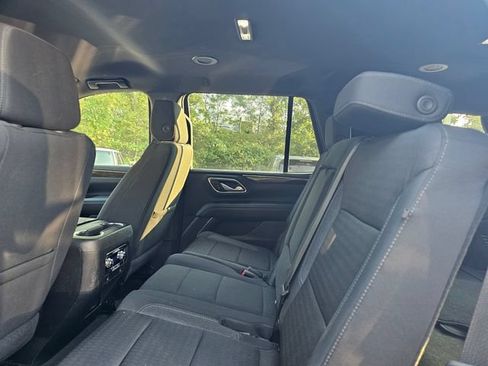 Used 2023 GMC Yukon SLE w/ Max Trailering Package AWD/4WD image 8