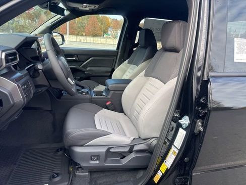 New 2025 Toyota Tacoma TRD Sport image 11