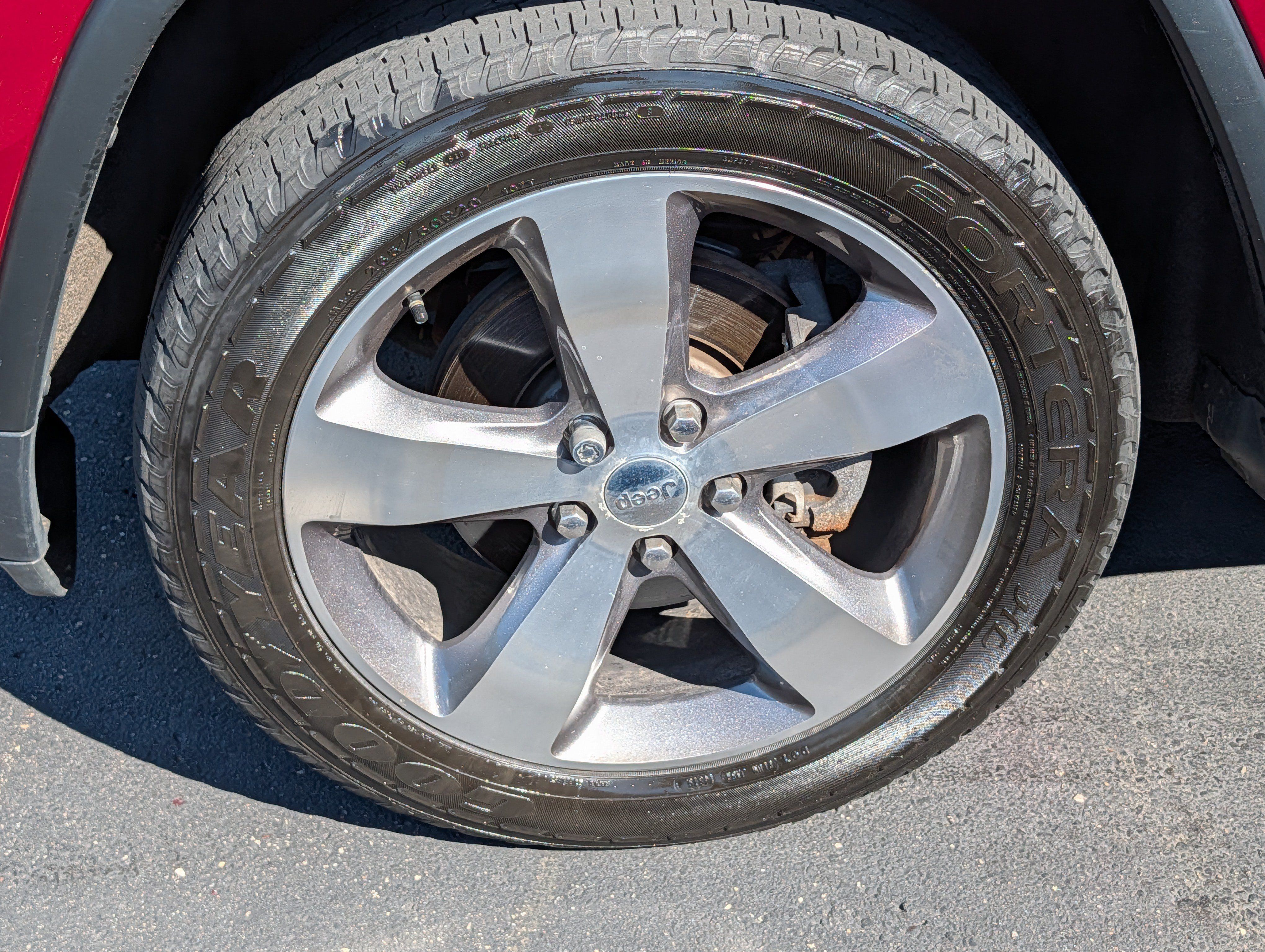 Used 2014 Jeep Grand Cherokee Limited w/ Trailer Tow Group IV AWD/4WD image 15