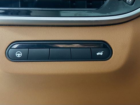 Used 2023 INFINITI QX60 Sensory w/ Cargo Package FWD image 9