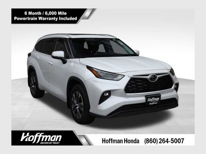 Used 2022 Toyota Highlander XLE