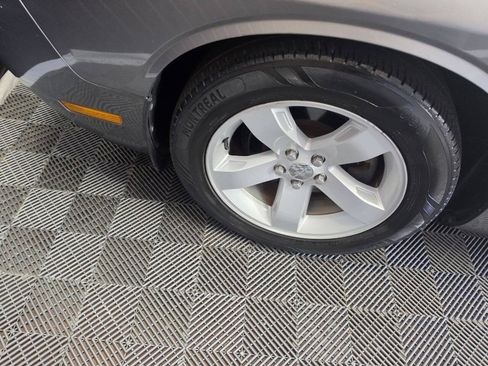 Used 2012 Dodge Challenger SXT RWD image 20