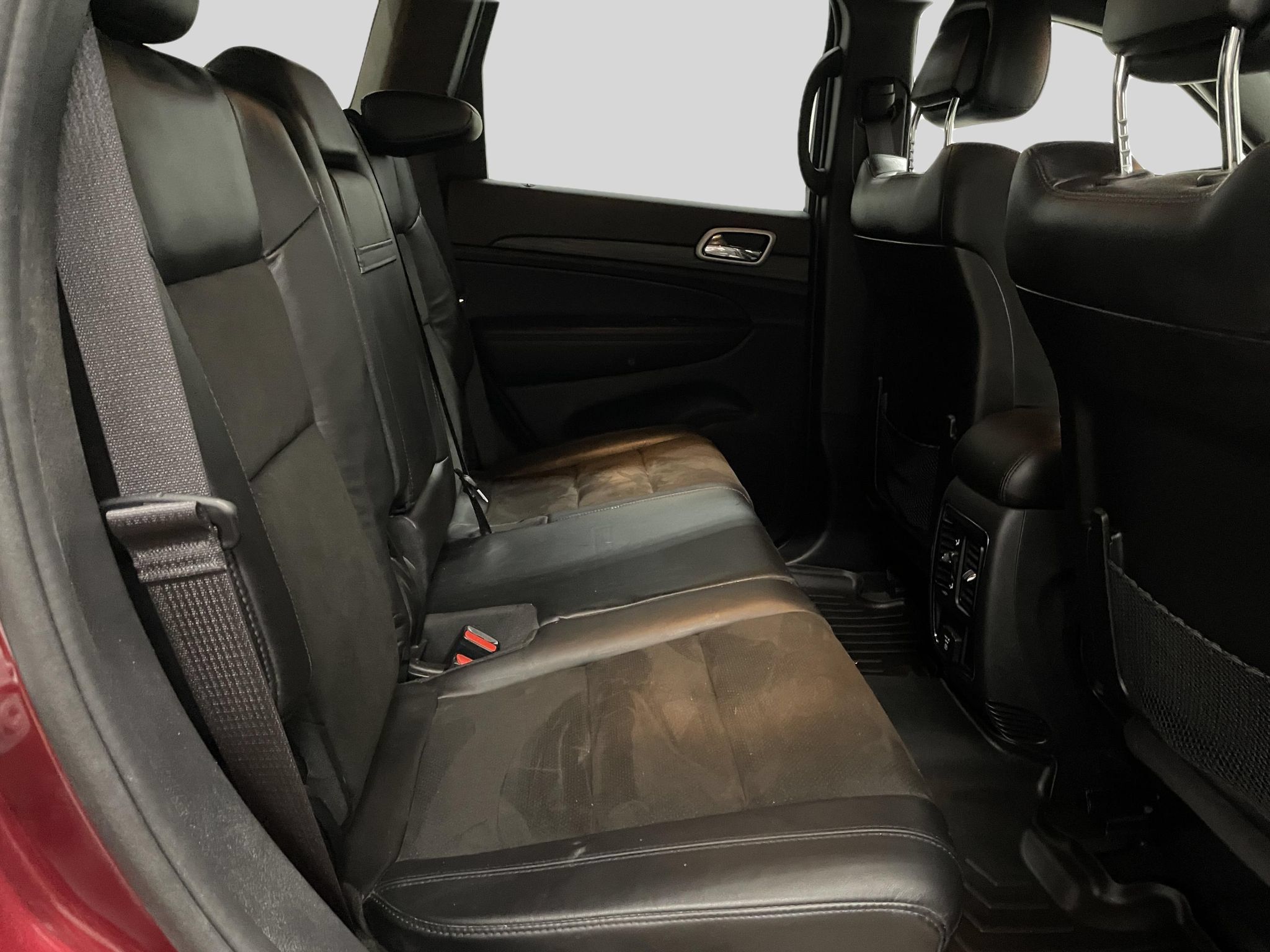 Used 2021 Jeep Grand Cherokee Laredo X AWD/4WD image 10