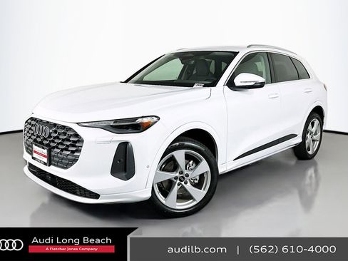 New 2025 Audi Q5 Premium Plus image 1