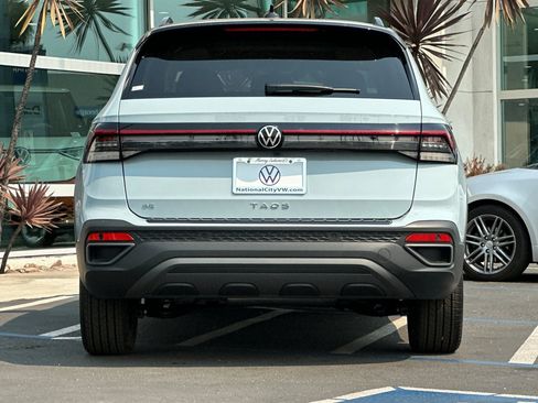 New 2025 Volkswagen Taos SE image 6