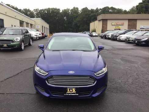 Used 2014 Ford Fusion SE image 9