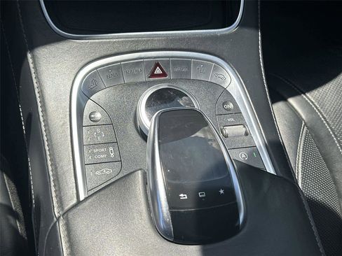 Used 2015 Mercedes-Benz S 550 4MATIC Coupe image 36