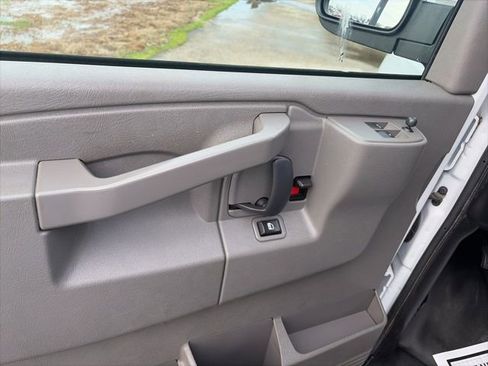 Used 2023 Chevrolet Express 3500 LS image 16