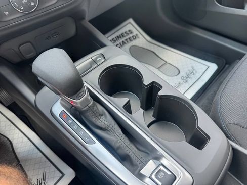 New 2026 Chevrolet Trax LS w/ LS Convenience Package FWD image 19