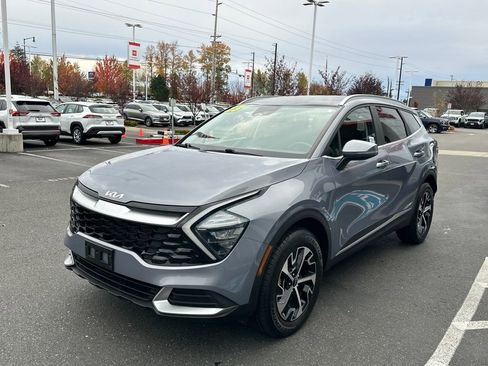 Used 2023 Kia Sportage EX image 7