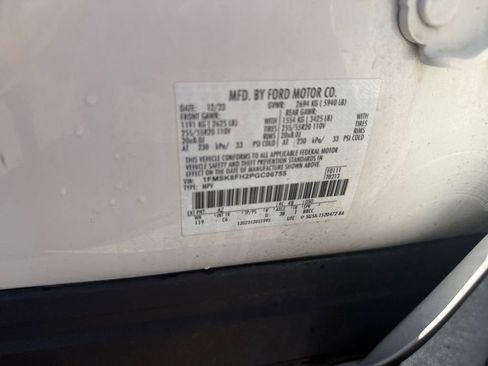 Used 2023 Ford Explorer Limited w/ Limited Technology Package AWD/4WD image 38