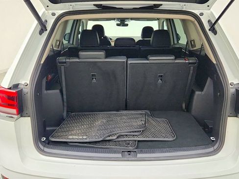 Used 2025 Volkswagen Atlas SE AWD/4WD image 21