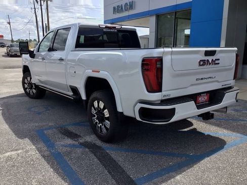 Used 2024 GMC Sierra 2500 Denali w/ Denali Reserve Package AWD/4WD image 4