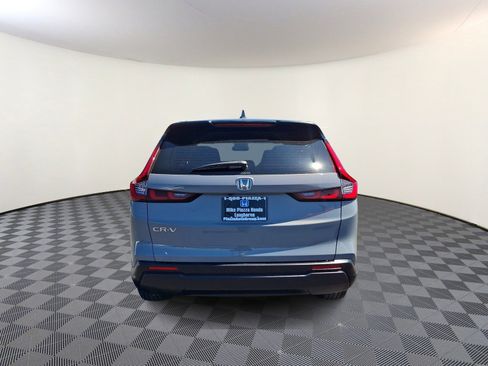 Used 2023 Honda CR-V LX image 6