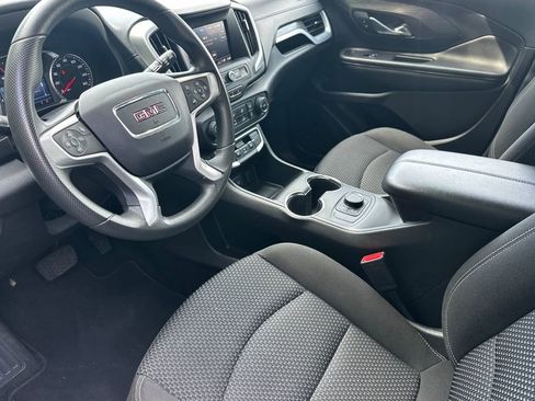 Used 2024 GMC Terrain SLE AWD/4WD image 10