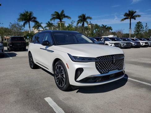 New 2026 Lincoln Nautilus Reserve AWD/4WD image 30