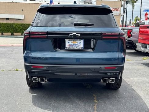 New 2026 Chevrolet Traverse LT w/ Midnight/Sport Edition FWD image 4