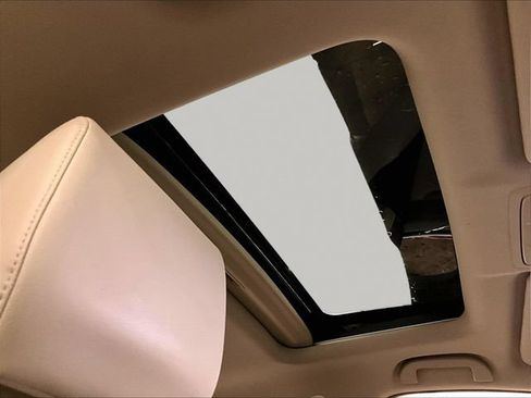 Used 2017 Honda CR-V Touring image 21