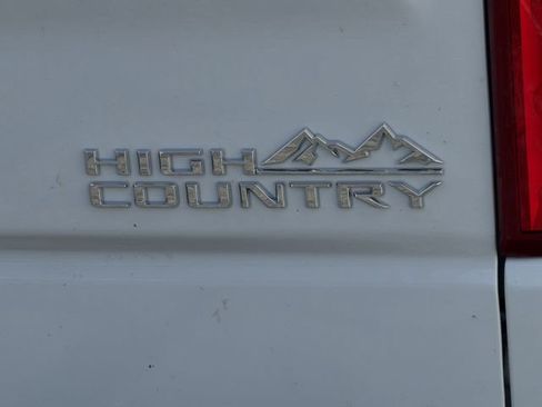 New 2026 Chevrolet Silverado 1500 High Country w/ Technology Package AWD/4WD image 10