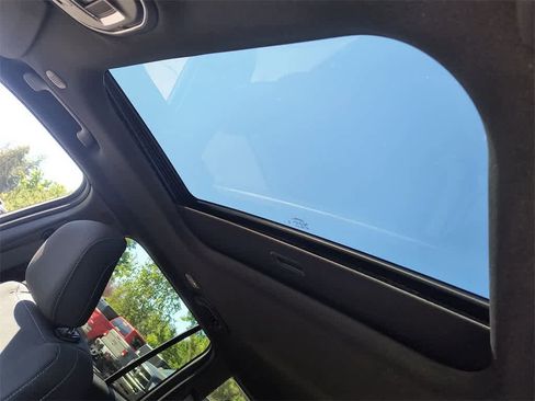 New 2025 Jeep Grand Cherokee Laredo X w/ Luxury Tech Group I image 21