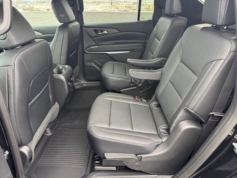 New 2026 Chevrolet Traverse LT w/ Midnight/Sport Edition image 6