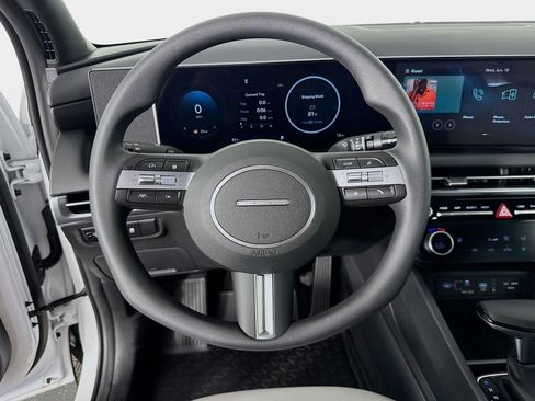 New 2025 Hyundai Santa Cruz SEL image 12