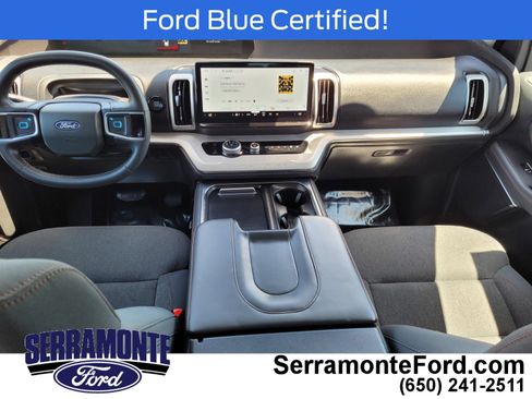 Used 2025 Ford Expedition Max Active RWD image 7