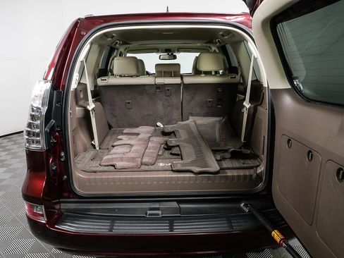 Used 2018 Lexus GX 460 Luxury image 29