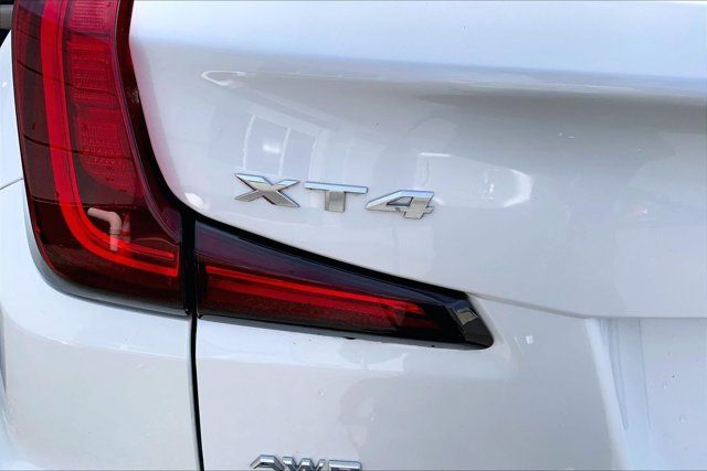 Used 2024 Cadillac XT4 Premium Luxury AWD/4WD image 7