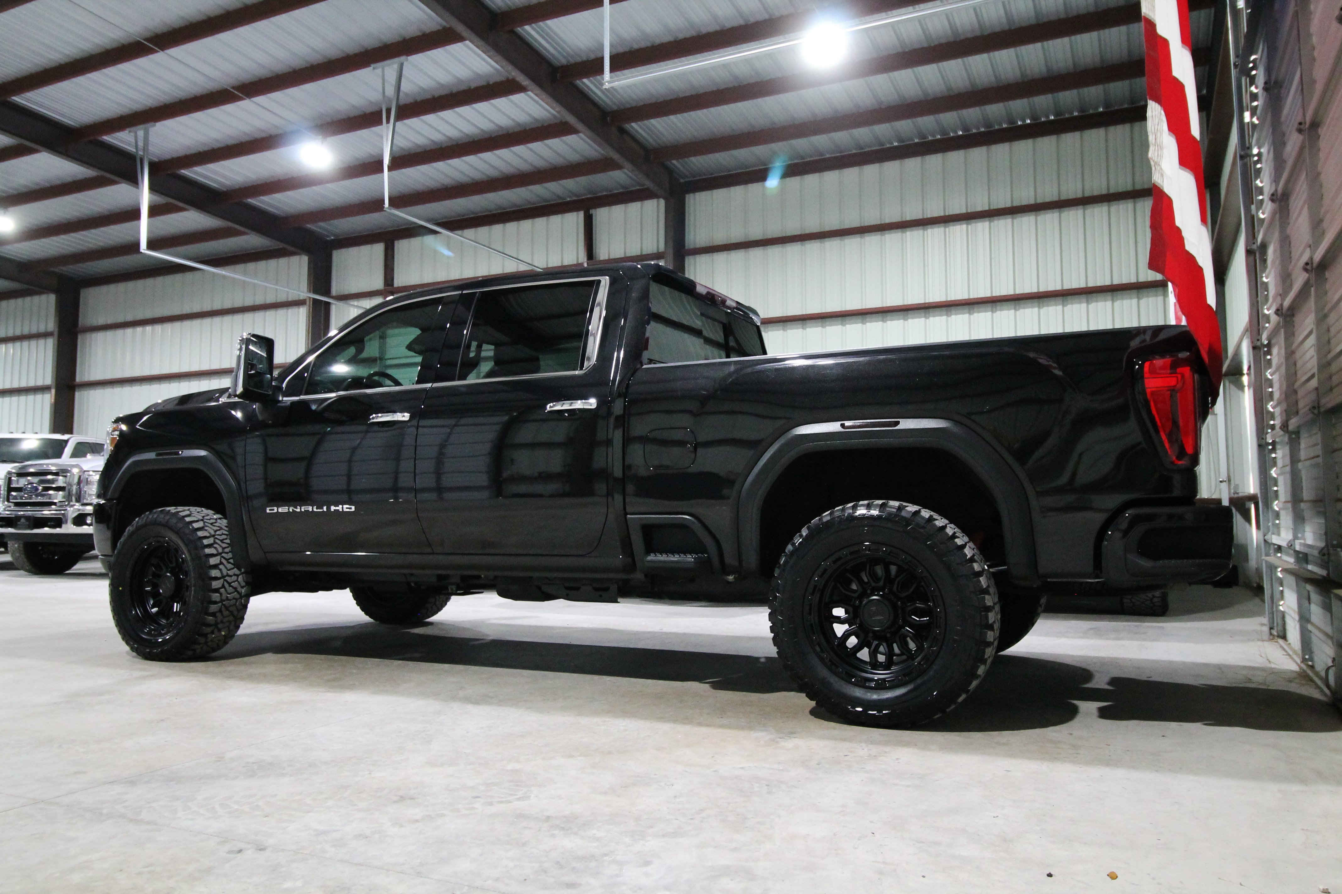 Used 2022 GMC Sierra 2500 Denali w/ Denali Ultimate Package AWD/4WD image 7