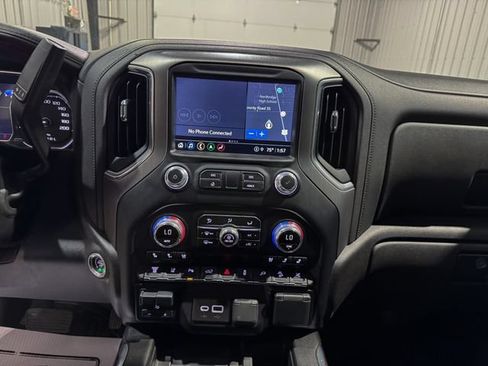 Used 2022 GMC Sierra 2500 Denali AWD/4WD image 15