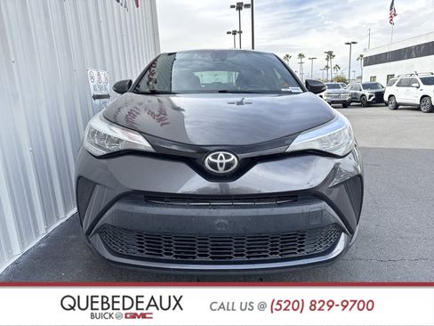 Used 2020 Toyota C-HR XLE image 4