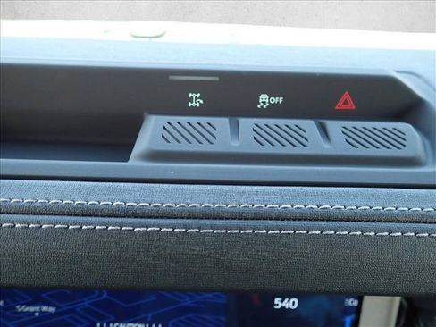 New 2026 Ford Bronco Outer Banks AWD/4WD image 17