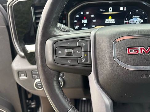 Used 2022 GMC Sierra 1500 Elevation image 32