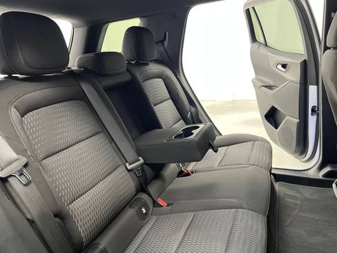Used 2025 Chevrolet Equinox LT AWD/4WD image 21