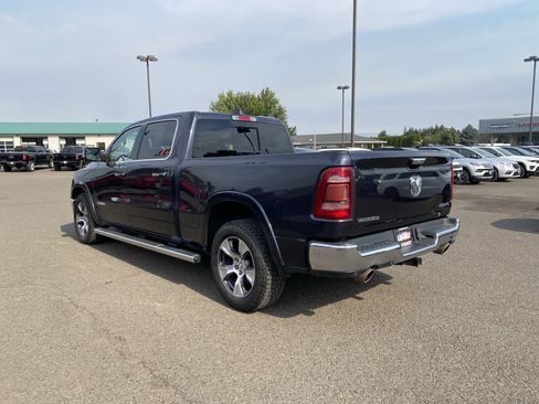Used 2019 RAM 1500 Laramie AWD/4WD image 7