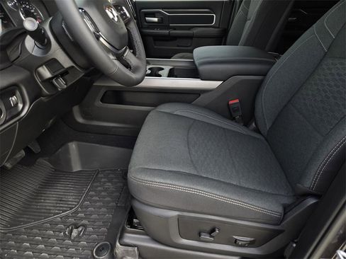 New 2025 RAM 2500 Lone Star image 18