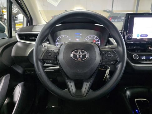 Used 2023 Toyota Corolla LE FWD image 28