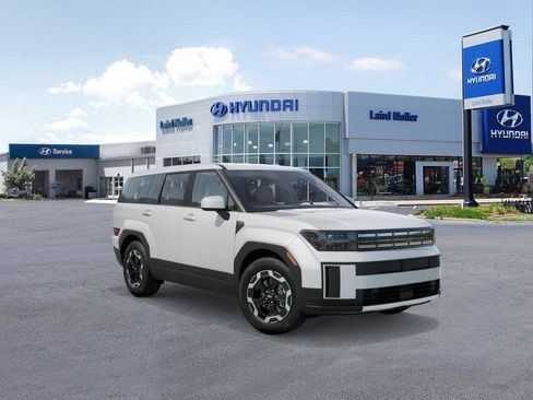 New 2026 Hyundai Santa Fe SE image 2